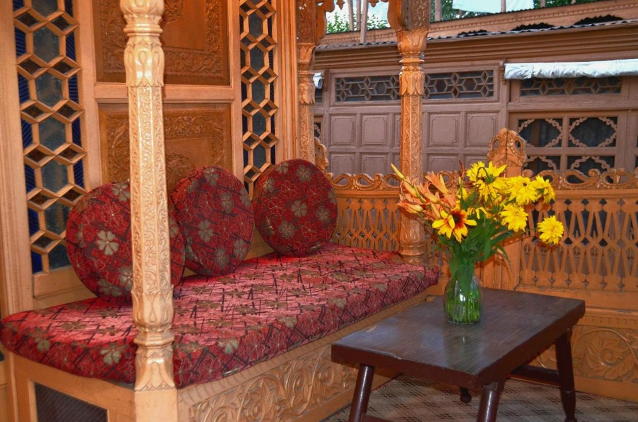 فندق Heritage Amina Group Of Houseboats Srīnagar المظهر الخارجي الصورة